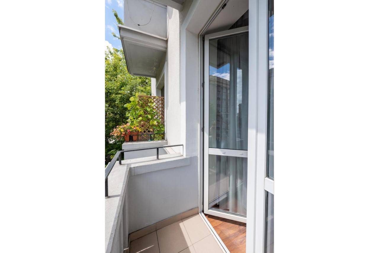Ogrodowa Warm Wood Apartment Varsovia Exterior foto